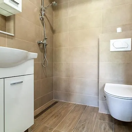 Numa Luxury Πανσιόν