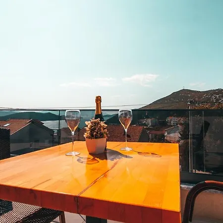 Andja Neum