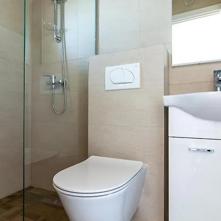 Πανσιόν Numa Luxury 3*