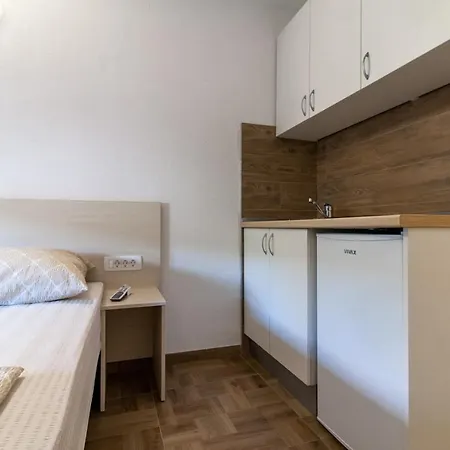 Πανσιόν Numa Luxury Neum